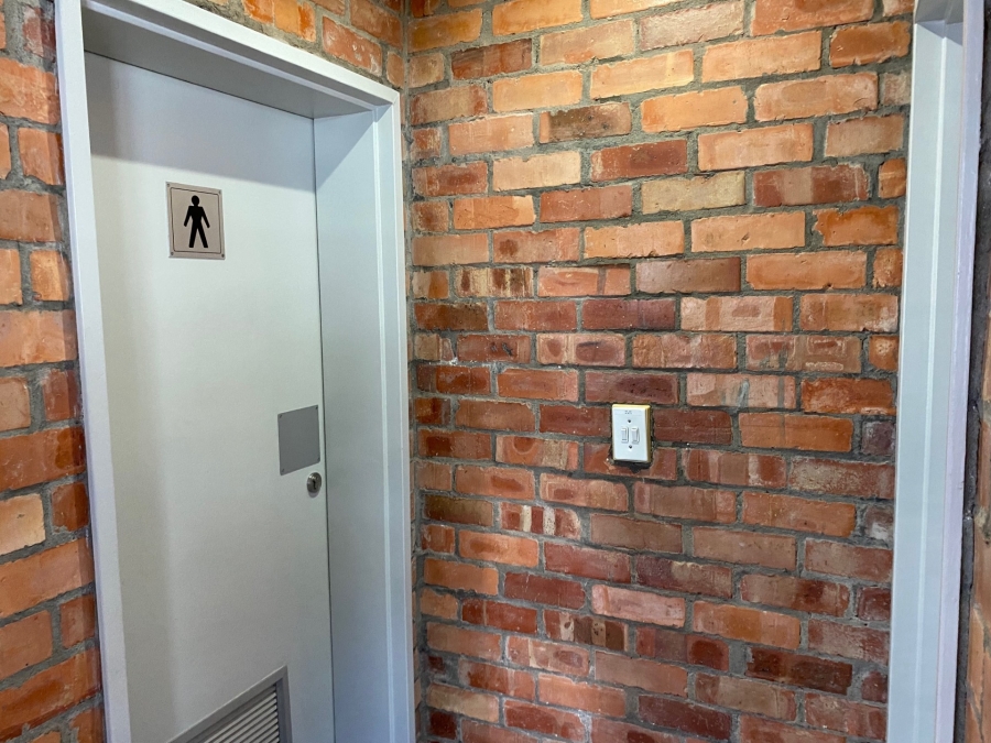 To Let Commercial Property for Rent in De Waterkant Western Cape